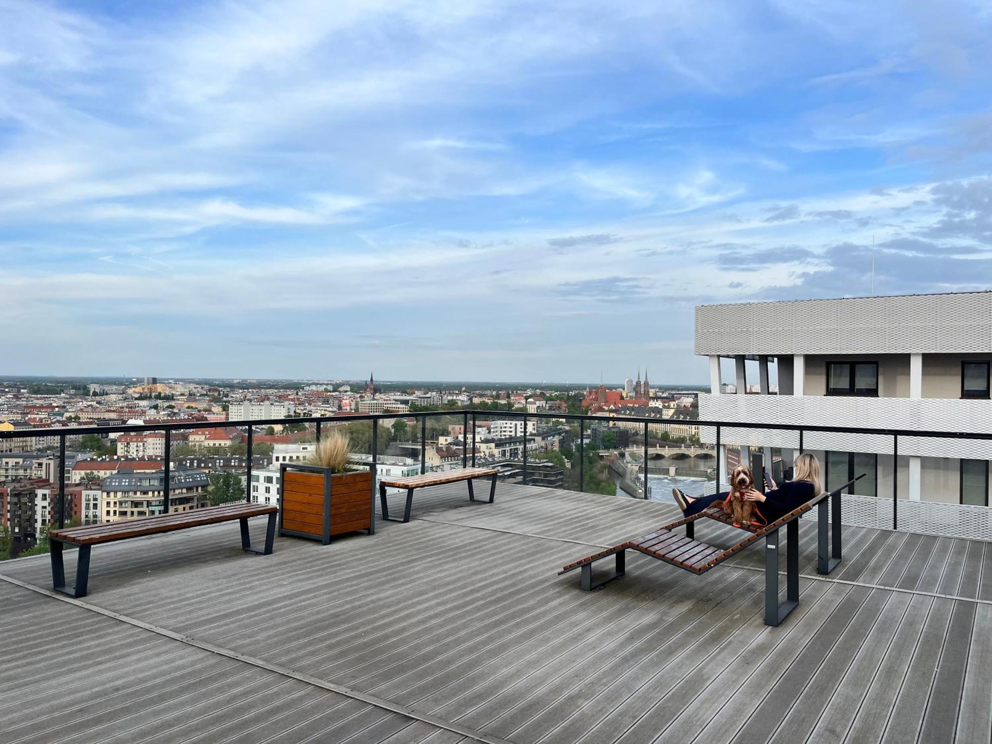 Family House By The River Odra -Panoramic Terrace - 3Room Apartment With 2 Separate Bedrooms And 2 Balconies By Wroapart-Pl- Perfect For Family & Business Stays Вроцлав Экстерьер фото