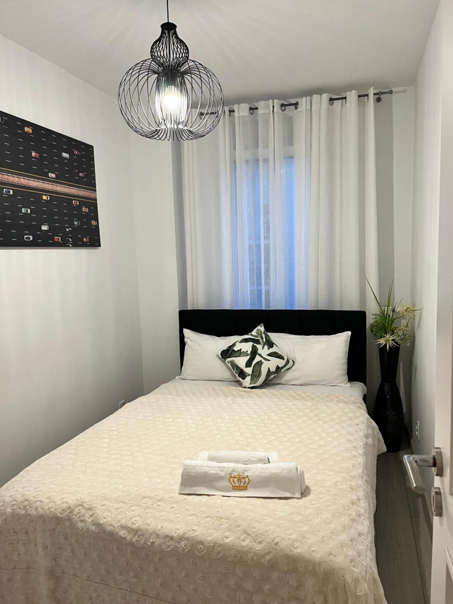 Family House By The River Odra -Panoramic Terrace - 3Room Apartment With 2 Separate Bedrooms And 2 Balconies By Wroapart-Pl- Perfect For Family & Business Stays Вроцлав Экстерьер фото