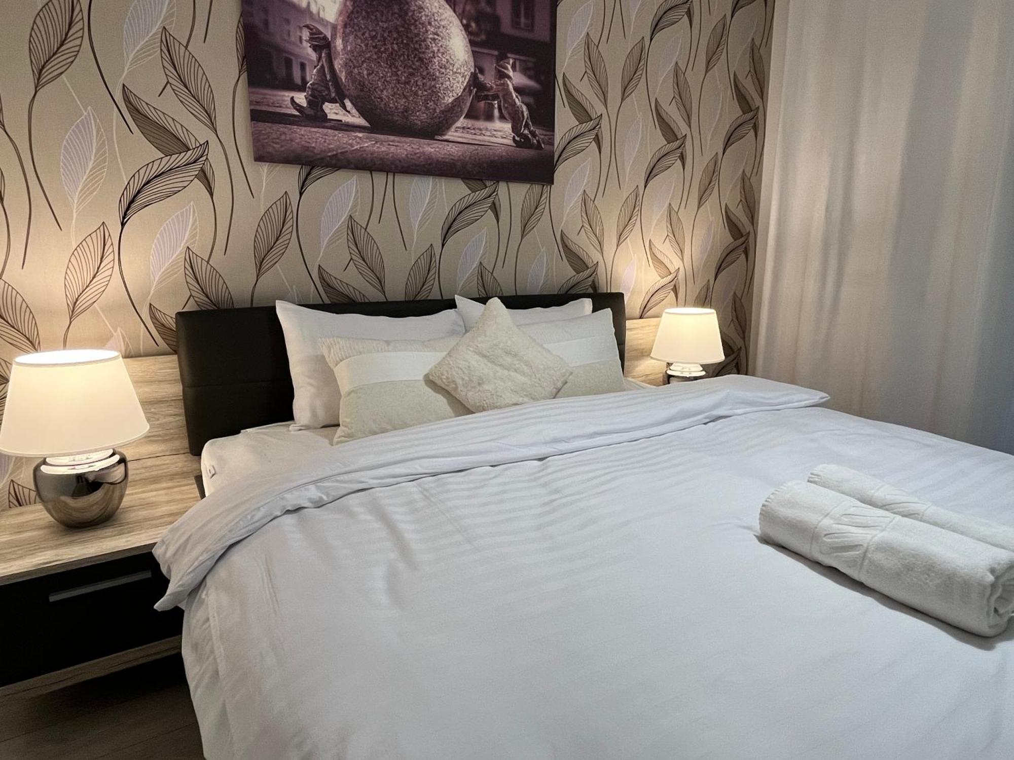 Family House By The River Odra -Panoramic Terrace - 3Room Apartment With 2 Separate Bedrooms And 2 Balconies By Wroapart-Pl- Perfect For Family & Business Stays Вроцлав Экстерьер фото
